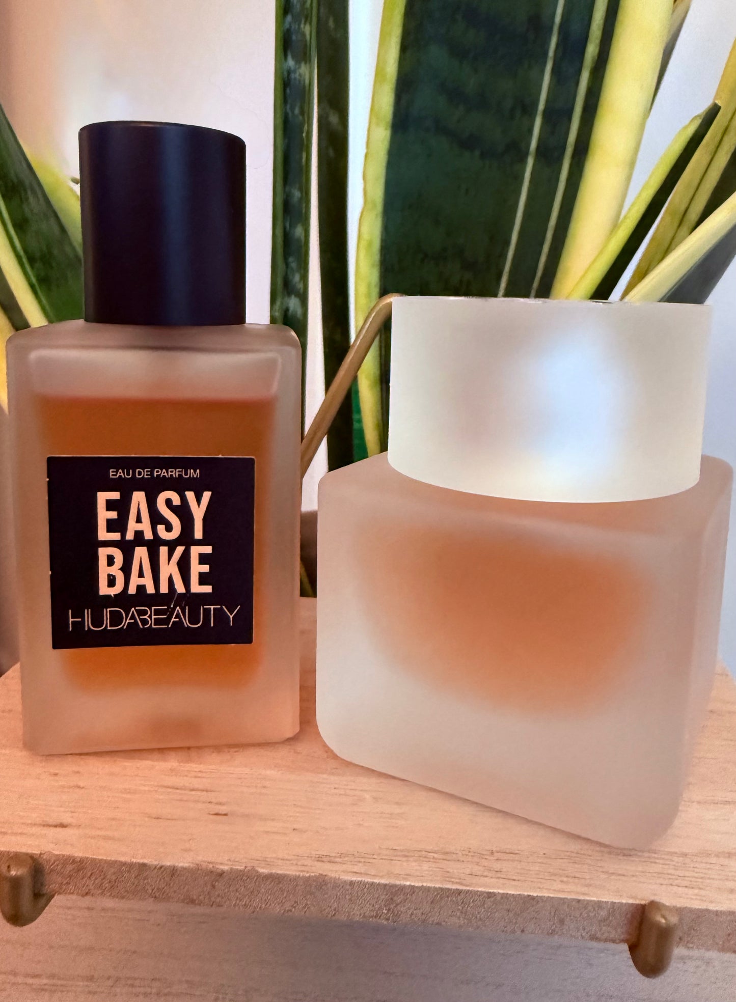 Huda Beauty: Easy Bake Duo-Samples